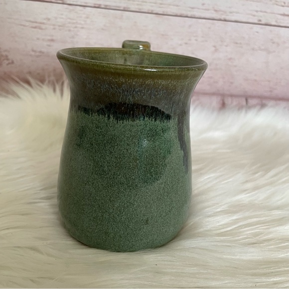 Studio Art Pottery Coffee Mug Green - Picture 4 of 6